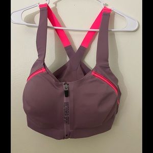 Victoria’s Secret 36 DD Incredible Knockout Ultra